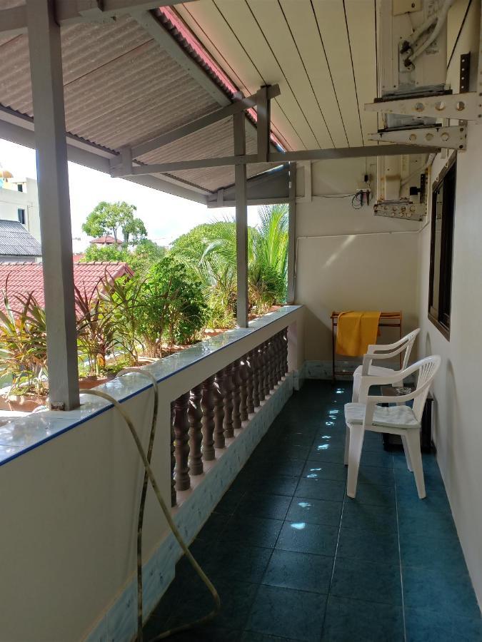 Nit Guest House 卡塔海滩 外观 照片